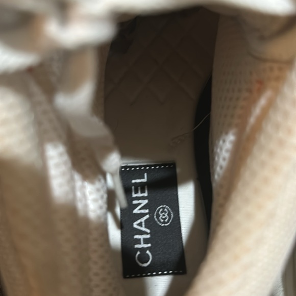 Chanel high top sneakers - Picture 3 of 12